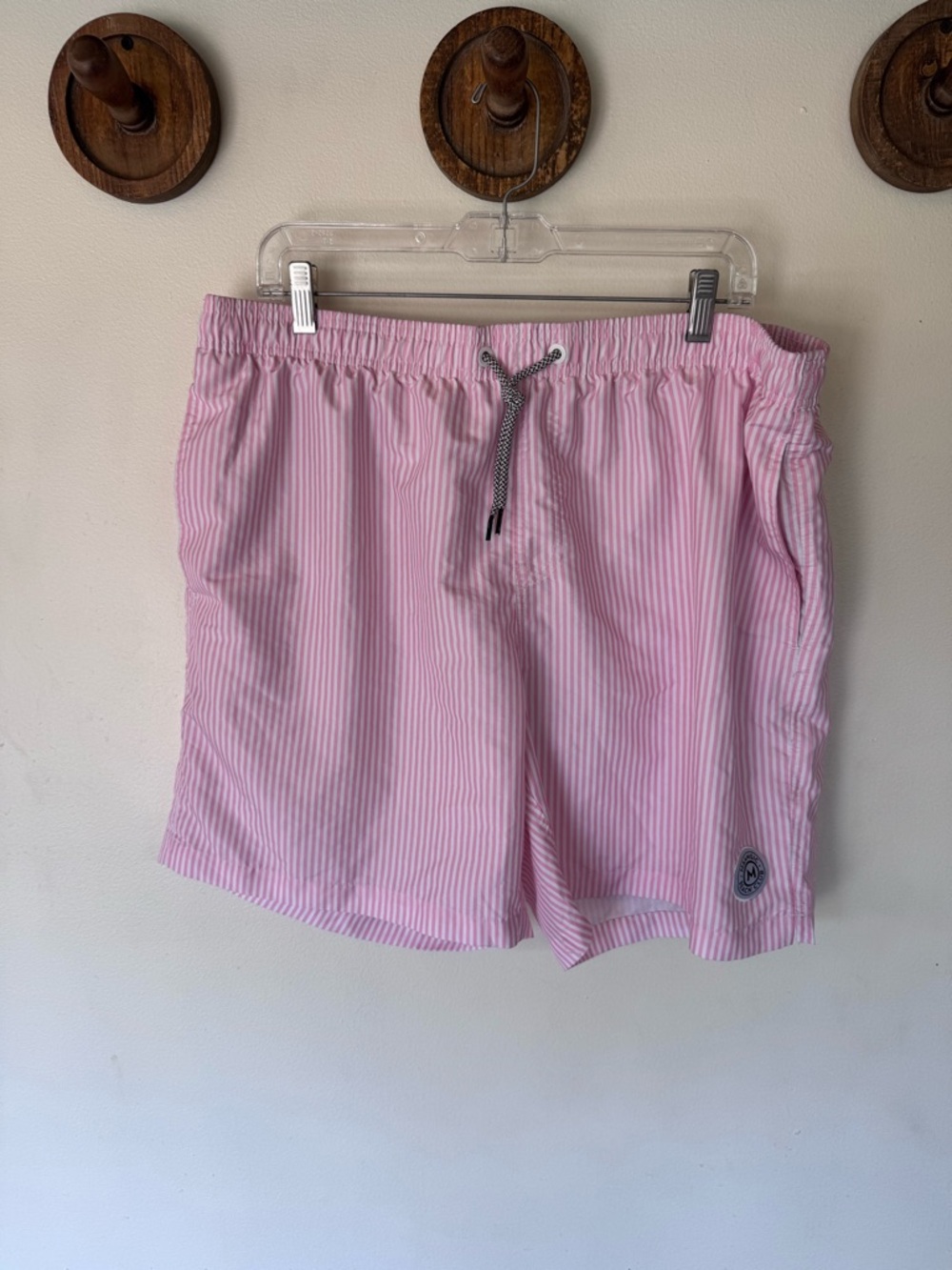 Maamgic Beach Club Men's Pink Stripe Swim Trunks size XL